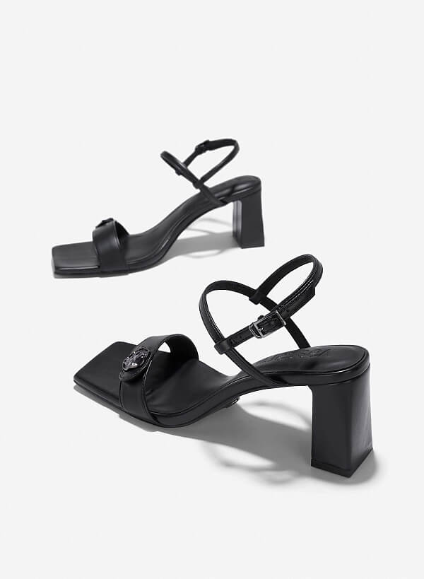 Giày sandals nhấn khóa trang trí - SDN 0791 - Màu đen - VASCARA