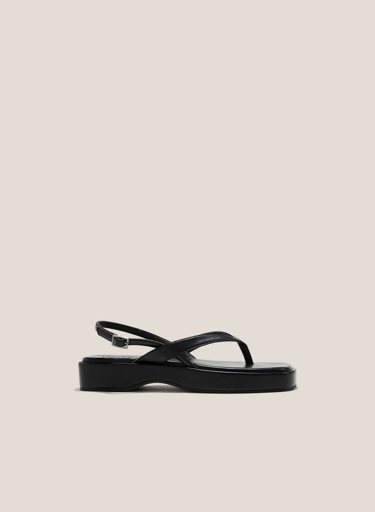 Clip-Toe Sandals - SDL 0338 - Black - VASCARA