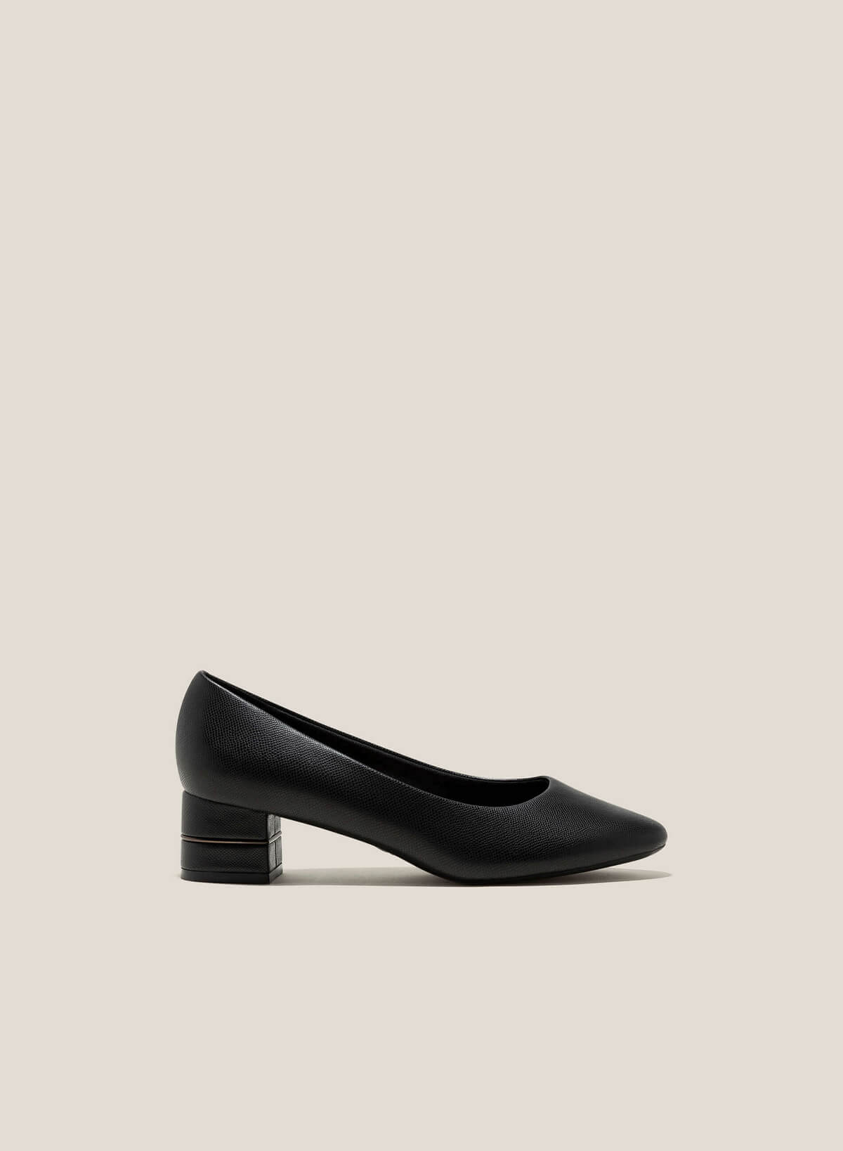 Lizard-Effect Round-Toe Pumps - HIG 0618 - Black - VASCARA
