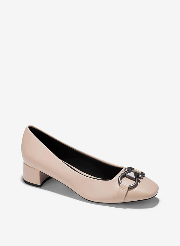 Lock Décor Square-Toe Pumps - HIG 0653 - Beige - VASCARA