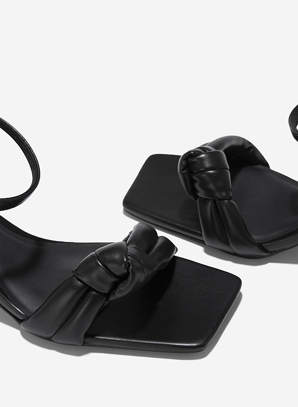 Giày sandals quai phồng thắt nút - SDN 0784 - Màu đen - VASCARA