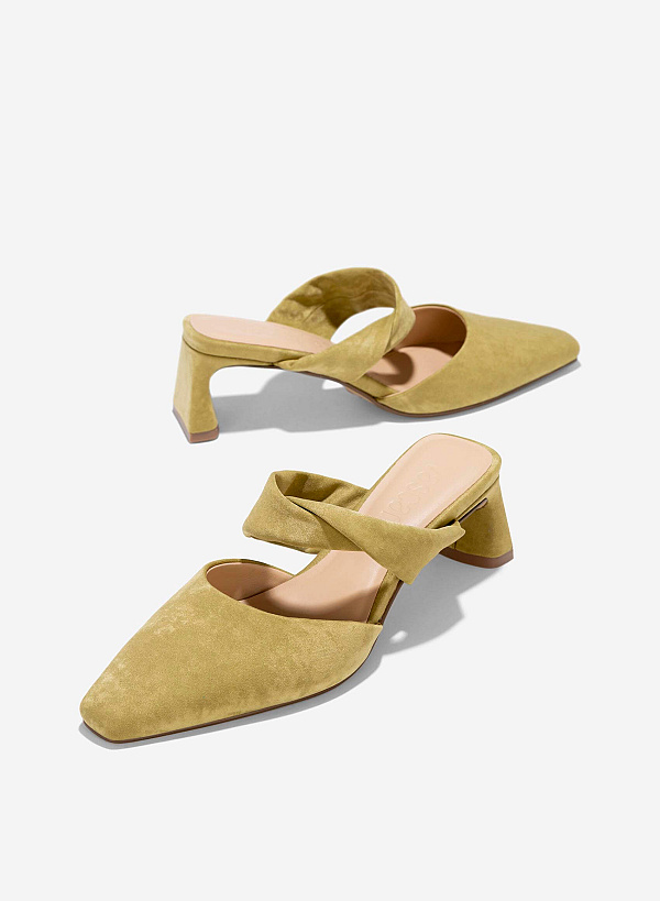 Guốc mules nhấn quai cách điệu - GNN 0207 - Màu xanh olive - VASCARA