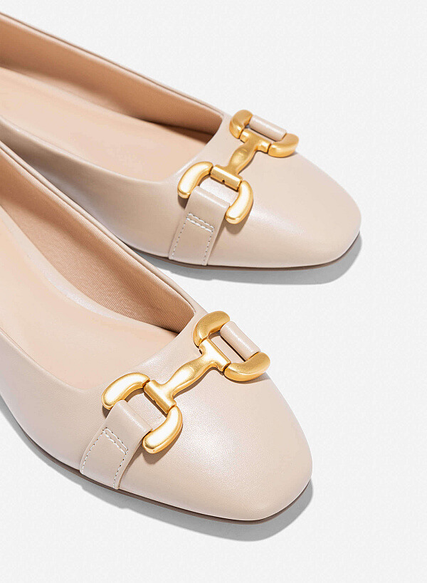 Lock Décor Square-Toe Block Heel Pumps - HIG 0643 - Beige - VASCARA