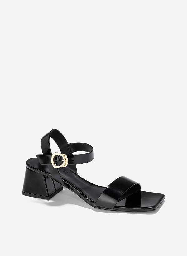 Giày sandals block heel nhấn khóa trang trí