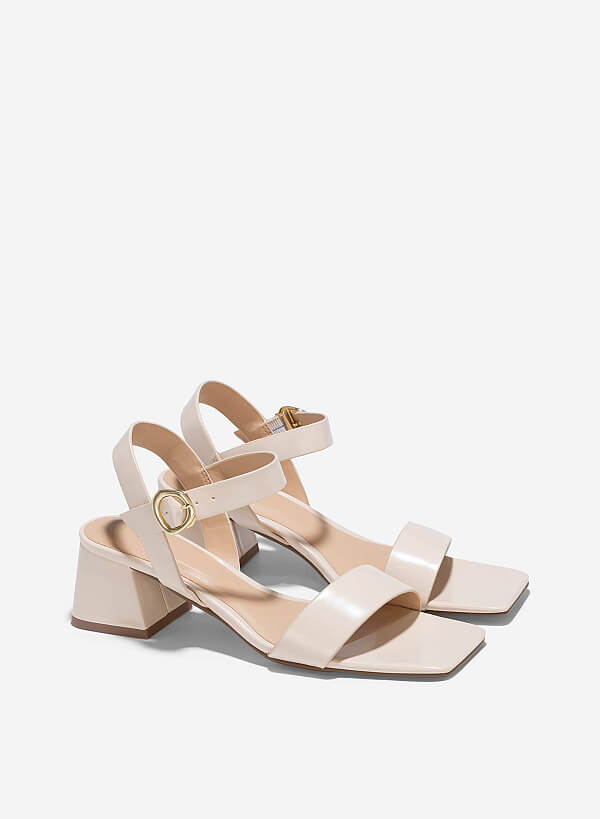 Giày sandals block heel nhấn khóa trang trí - SDN 0786 - Màu kem - VASCARA