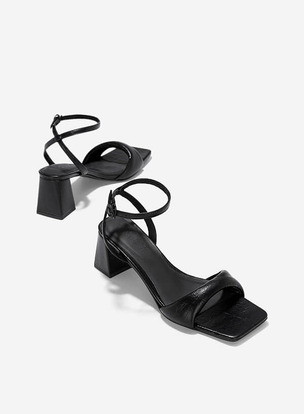 Giày sandals mũi vuông quai phồng - SDN 0785 - Màu đen - VASCARA