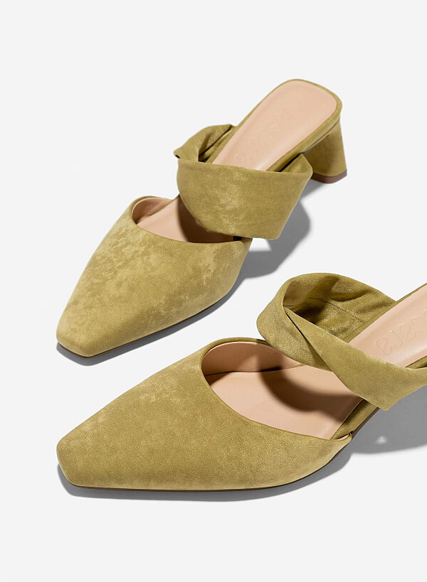 Guốc mules nhấn quai cách điệu - GNN 0207 - Màu xanh olive - VASCARA