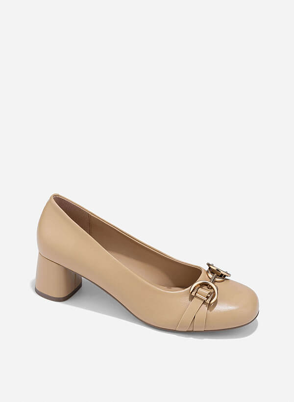 Metal Lock Round Toe Pumps - HIG 0679 - Beige - VASCARA