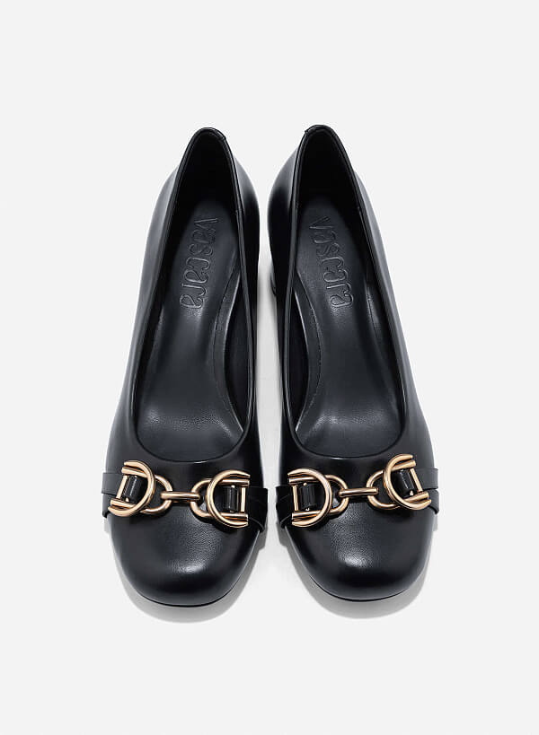 Metal Lock Round Toe Pumps - HIG 0679 - Black - VASCARA