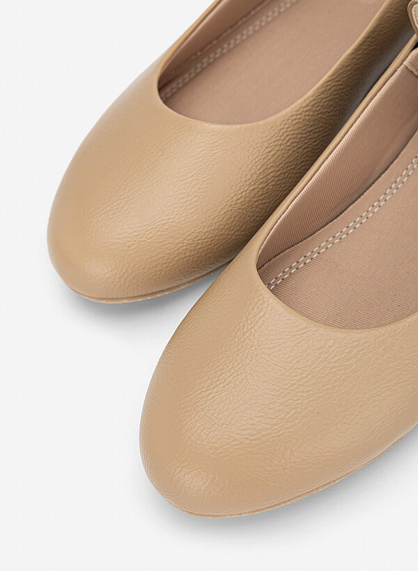 Giày mary janes ballerina phối khóa trang trí - GBB 0442 - Màu be - VASCARA