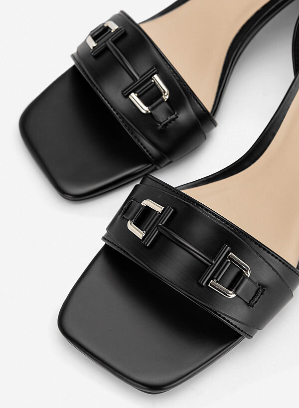 Giày sandals block heel phối khóa trang trí - SDN 0829 - Màu đen - VASCARA