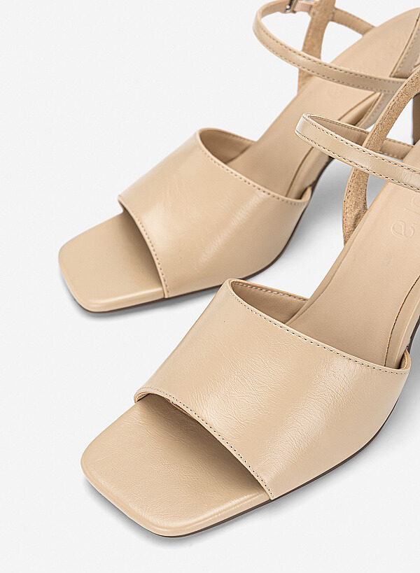 Giày sandals block heel quai bản to - SDN 0840 - Màu kem - VASCARA