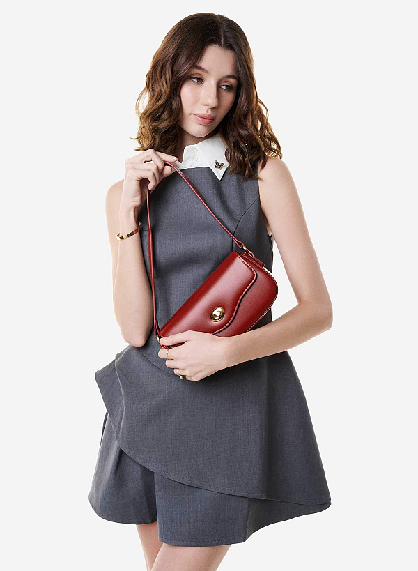 Túi đeo vai nắp gập cách điệu nhấn khóa gài