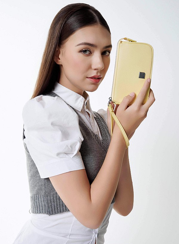 View more item Basic Wallet - WLL 0312 - Light Yellow
