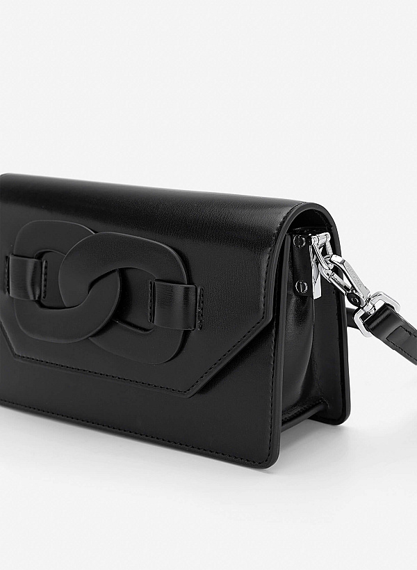 Chain-Link Detail Crossbody Bag - MES 0284 - Black - VASCARA