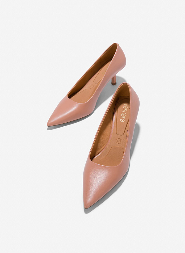 Closed-Toe Spool Heel Goatskin Pumps - HIG 0635 - Light Brown - VASCARA