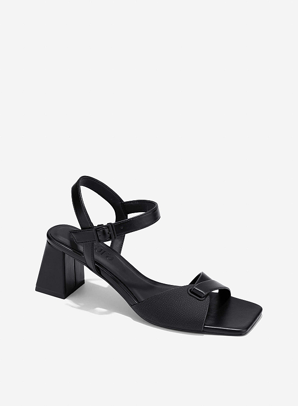 Knot Strap Block Heeled Sandals - PUM 0802 - Black - VASCARA