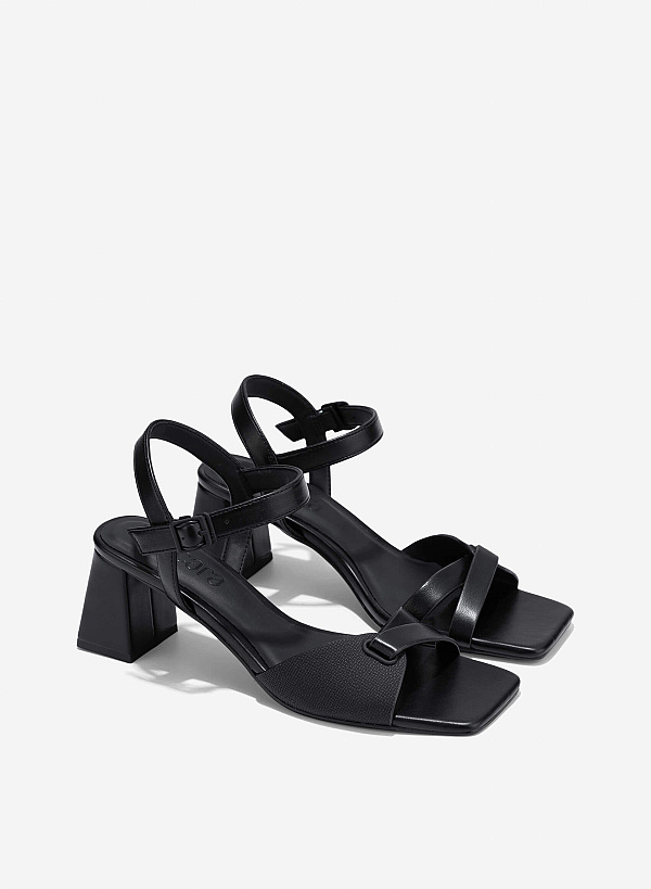 Knot Strap Block Heeled Sandals - PUM 0802 - Black - VASCARA