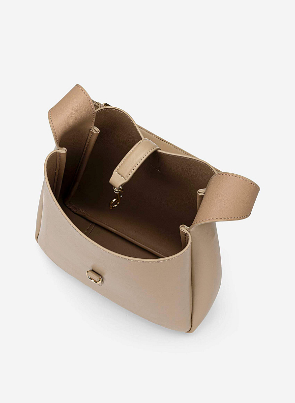 Lasp Lock Soft Shoulder Bag - TTE 0191 - Beige - VASCARA