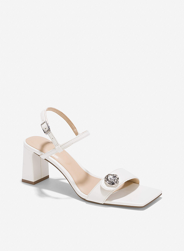 Lock Décor Sandals - PUM 0791 - White - VASCARA