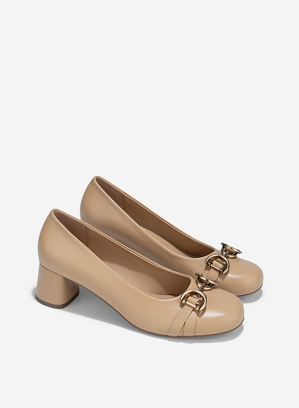 Metal Lock Round Toe Pumps - HIG 0679 - Beige - VASCARA