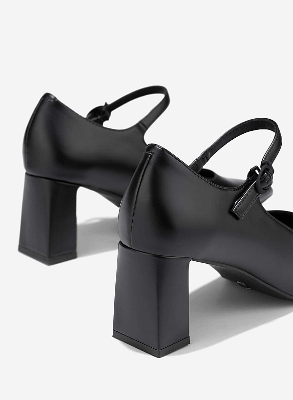 Pointed Toe Mary Janes - HIG 0677 - Black - VASCARA