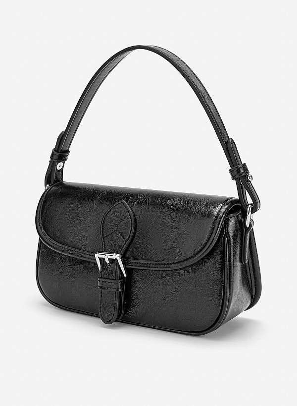 Túi đeo chéo nhấn khóa gài classic - CRO 0004 - Màu đen - VASCARA