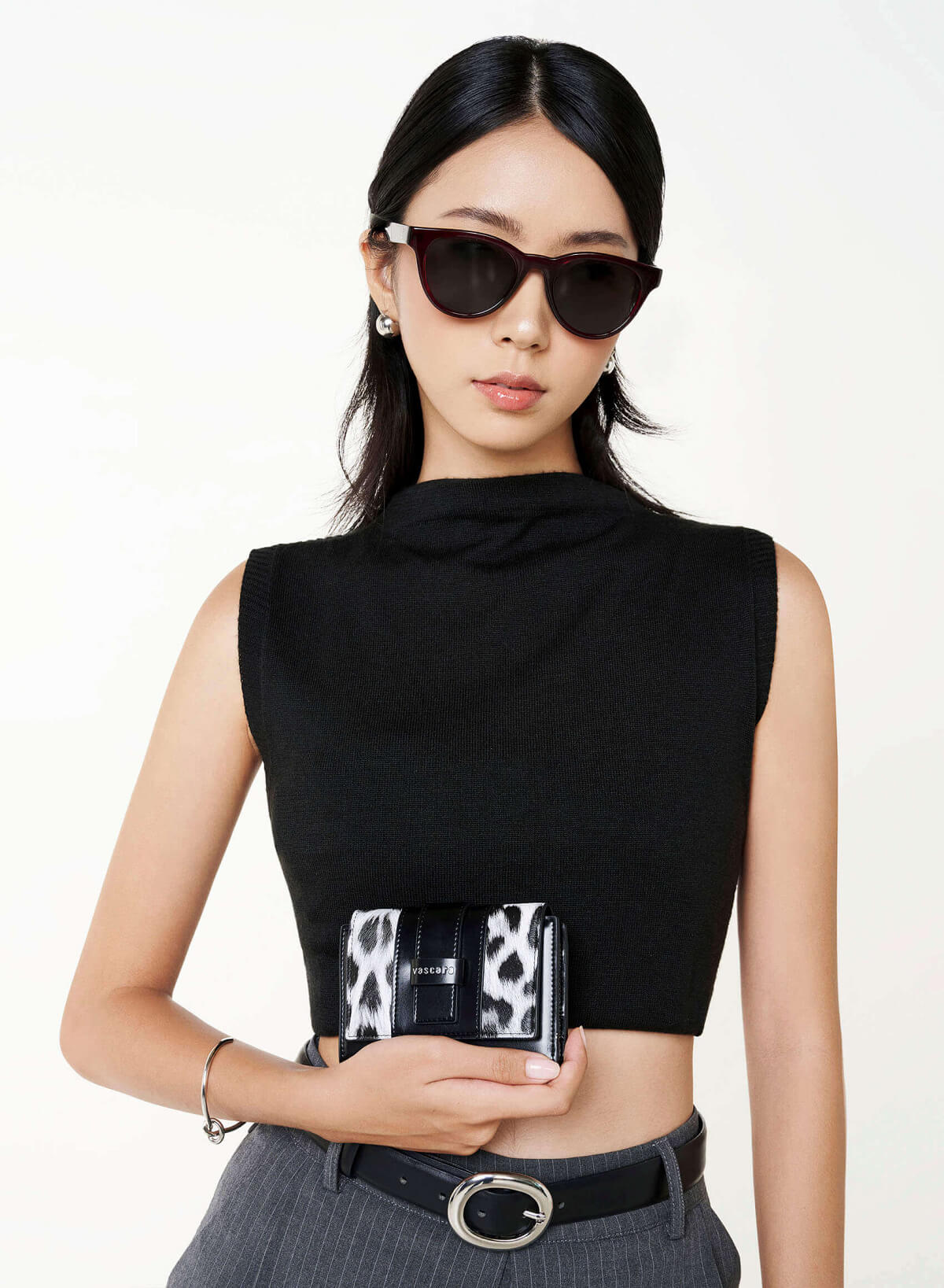 Fold-Over Lock Flat Mini Wallet - WLL 0324 - Black - vascara.com