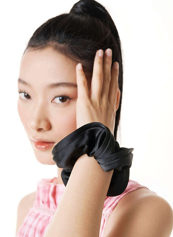 Satin Scrunchies - ACC 0018 - Black - VASCARA