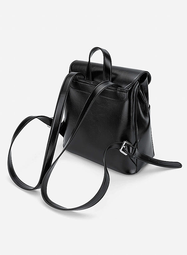 Fold-Over Flap Backpack - BAK 0221 - Black - VASCARA