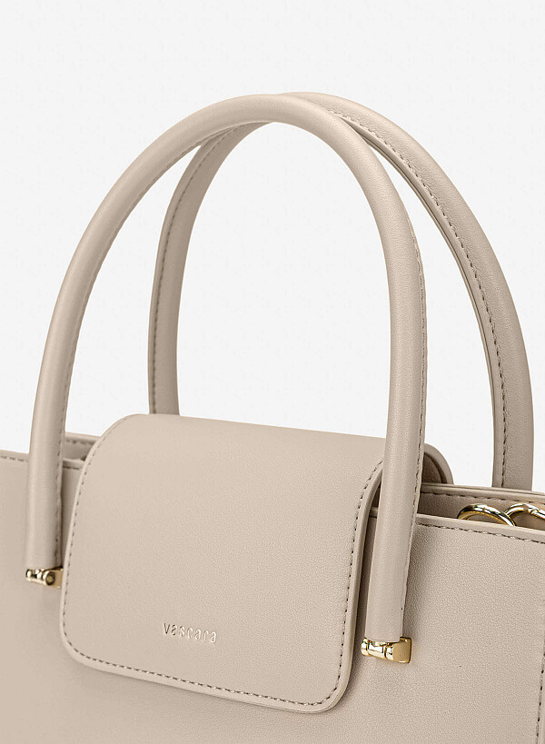 Metal Strap Saddle Bag - SAC 0339 - Cream - VASCARA