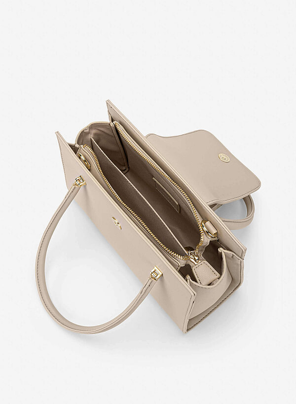 Metal Strap Saddle Bag - SAC 0339 - Cream - VASCARA