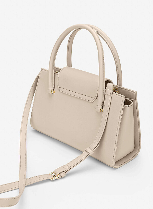 Metal Strap Saddle Bag - SAC 0339 - Cream - VASCARA
