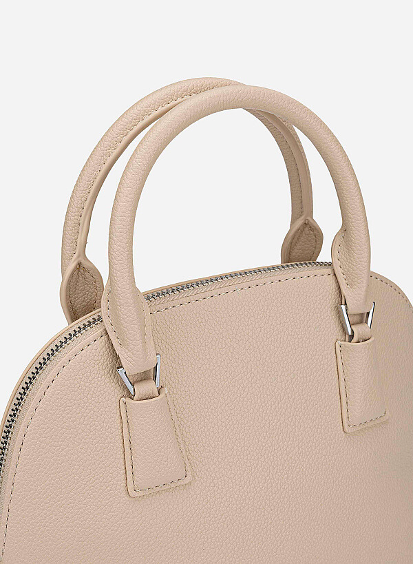 Minimal Trapezoid-Shaped Handbag - TTE 0192 - Cream - VASCARA
