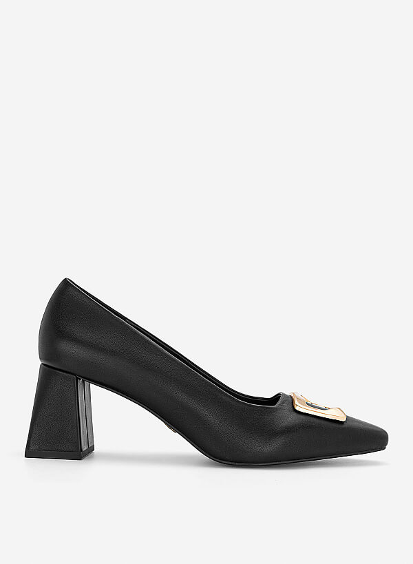 Giày bít mũi block heel phối khóa trang trí - BMN 0735 - Màu đen