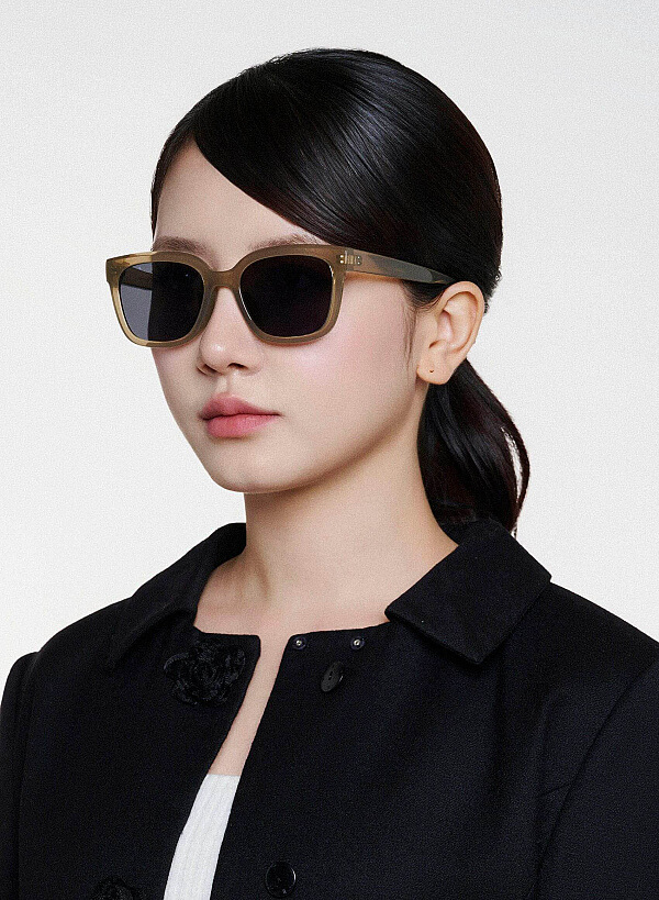 Kính mát dáng wayfarer Katniss