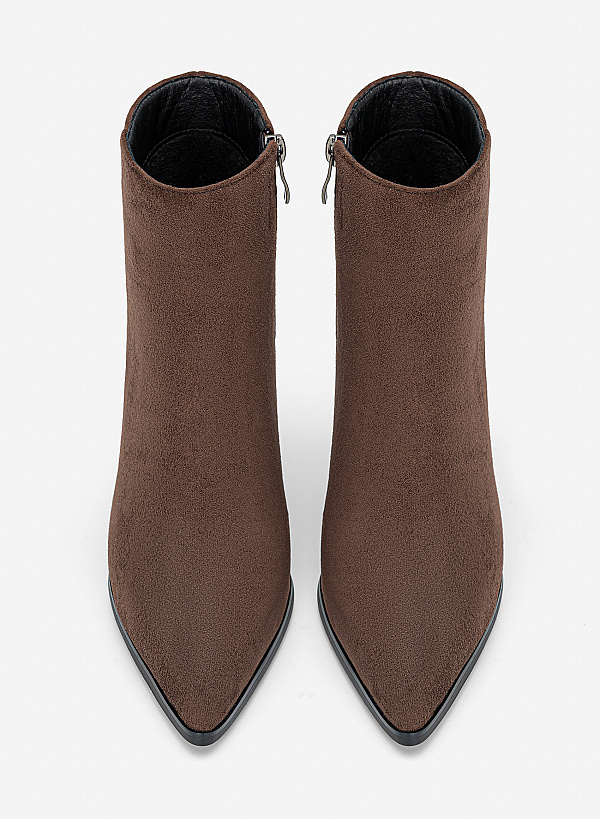 Giày ankle boots gót nhọn - BOT 0951 - Màu nâu đậm - VASCARA