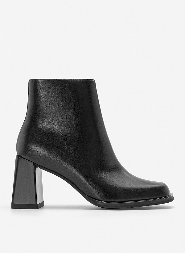 Giày ankle boots mũi vuông