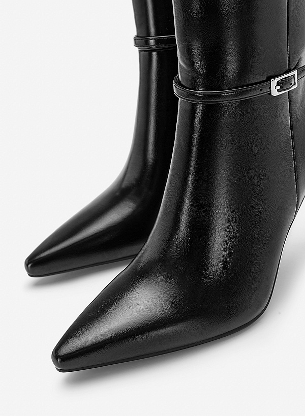 Giày boots gót nhọn quai gài trang trí - BOT 0945 - Màu đen - VASCARA