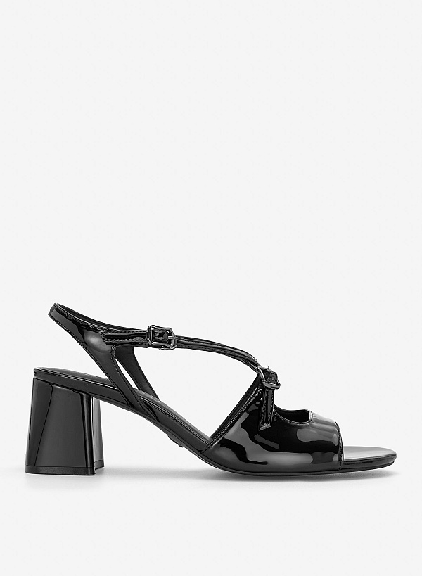 Giày sandals block heel cut-out