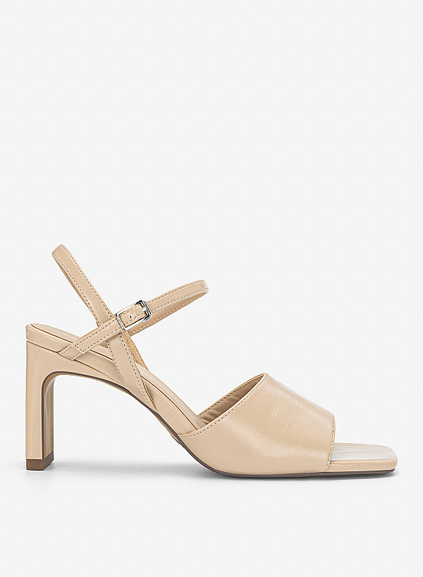 Giày sandals block heel quai bản to