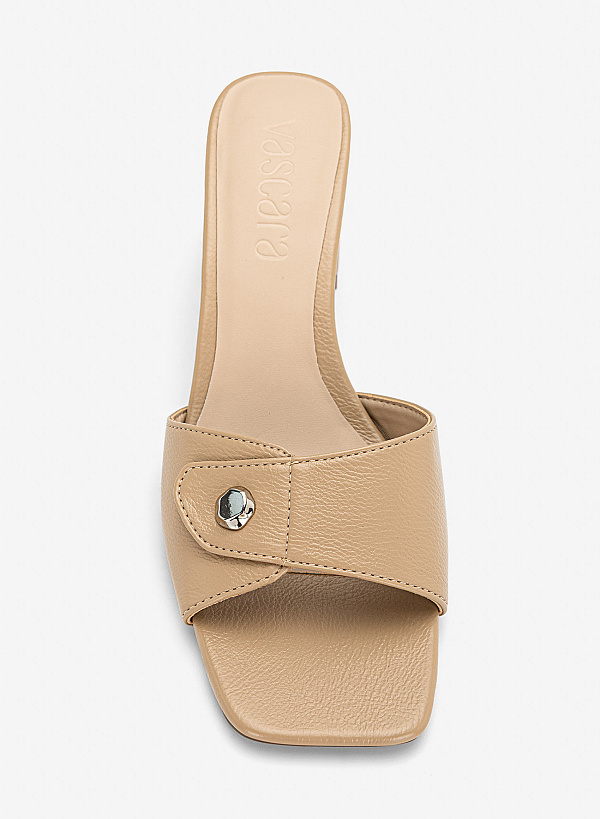 Guốc mules block heel nhấn nút kim loại - GNN 0231 - Màu be - VASCARA