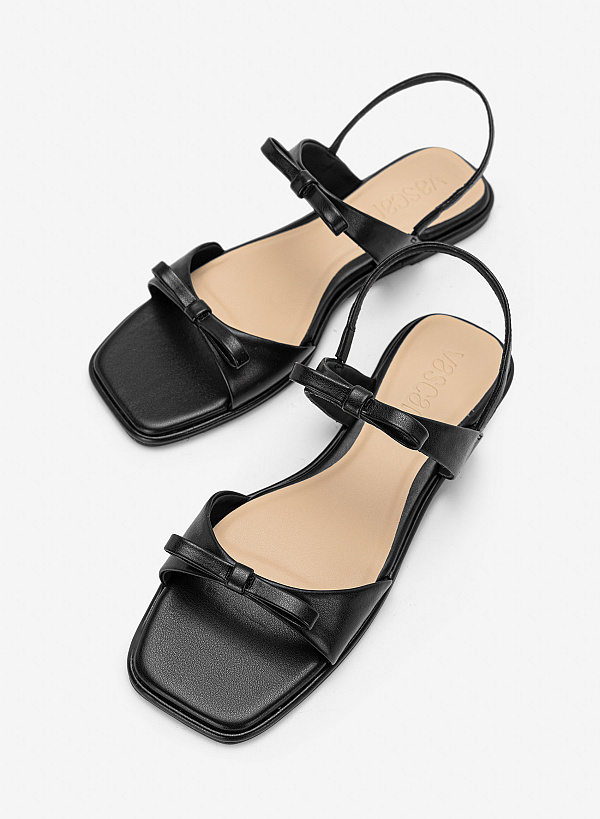 Sandals đế bằng họa tiết nơ cá tính - SDK 0355 - Màu đen - VASCARA