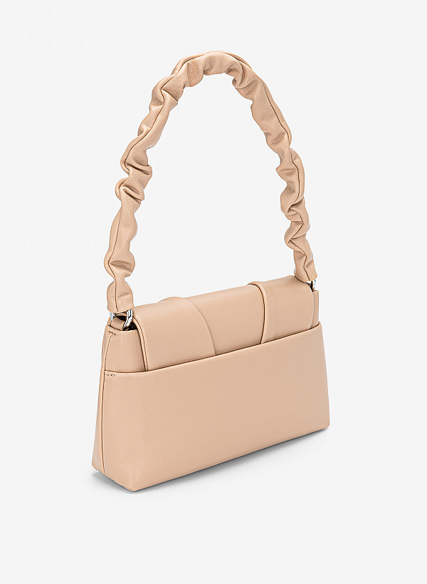 Túi đeo vai gấp nếp quai nhún - SHO 0299 - Màu be - VASCARA