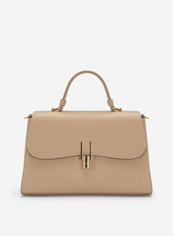 Túi xách nắp gập cách điệu phối khóa gài - SAT 0346 - Màu be - VASCARA