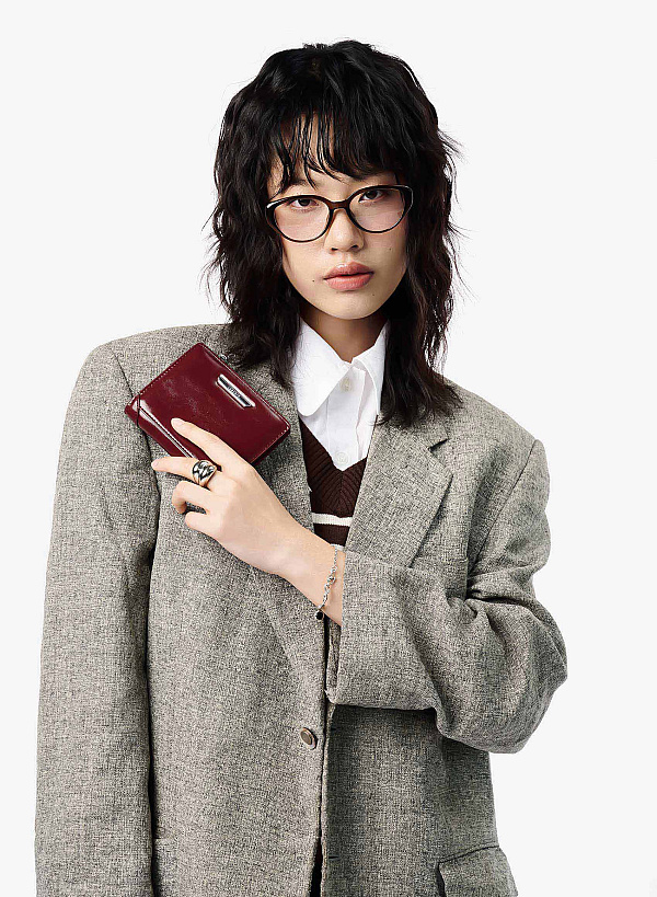 Ví mini nhấn viền góc cá tính