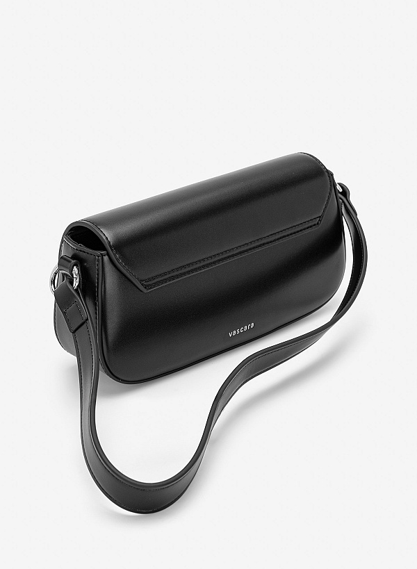 Túi đeo vai nắp gập cách điệu nhấn khóa gài - SHO 0304 - Màu đen - VASCARA