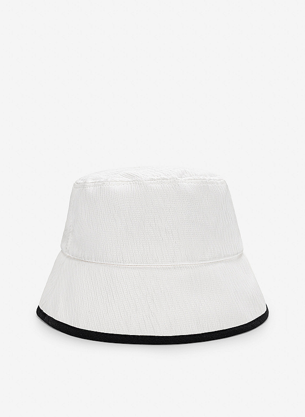 Nón vành đơn sắc nhấn viền màu