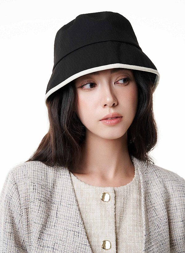 Nón vành đơn sắc nhấn viền màu