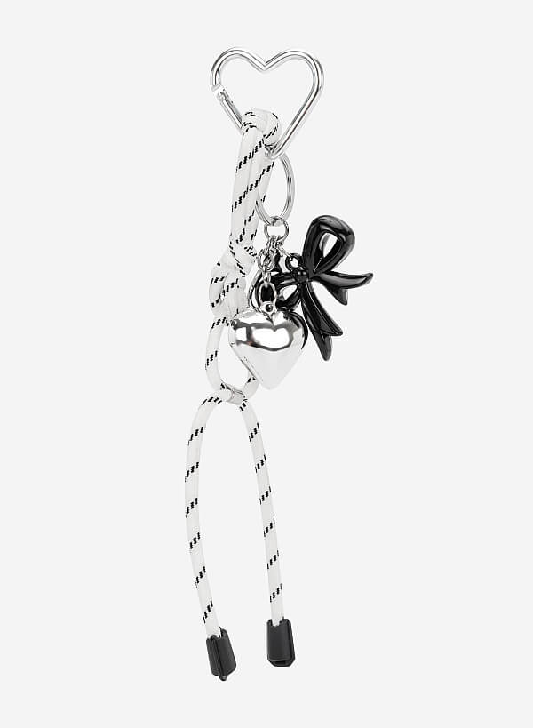 Charm dây hoạ tiết phối trái tim kim loại